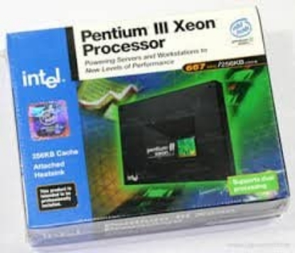 Picture of Processor - 1 x Intel Pentium III Xeon 667 MHz ( 133 MHz ) - Slot 2 - L2 256 KB - Box